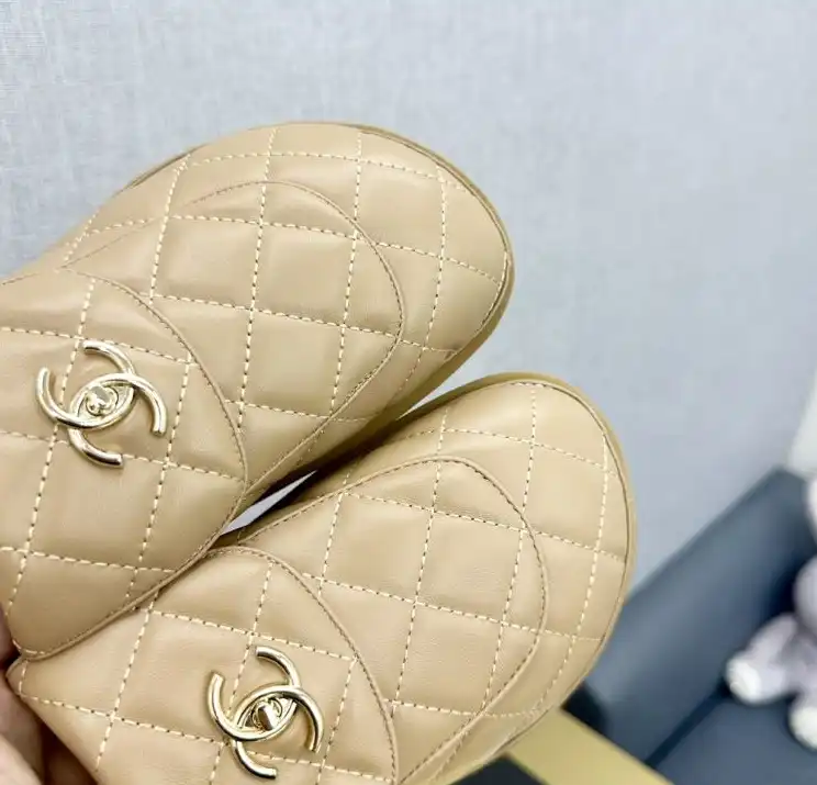 hype Chanel Slippers