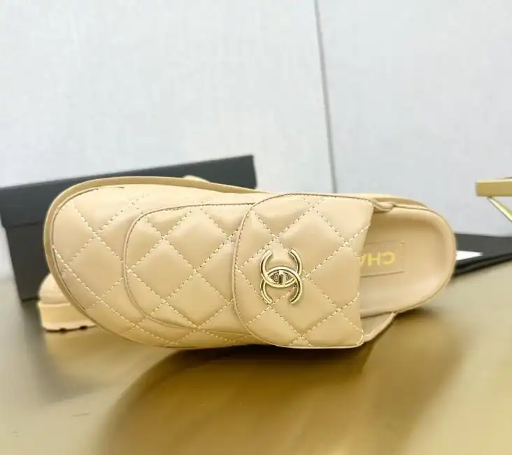 hype Chanel Slippers