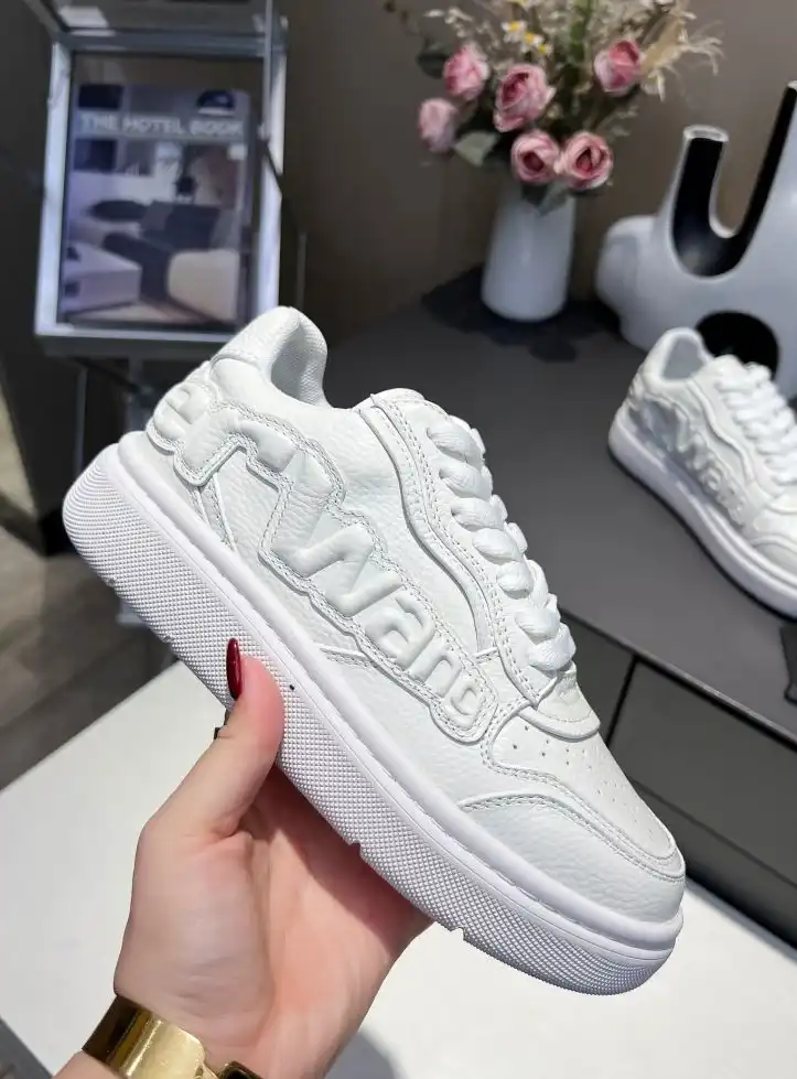 hype Alexander Wang Sneakers