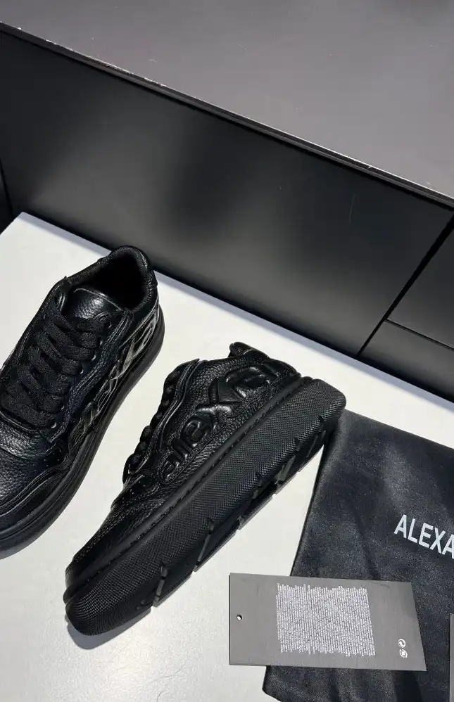 hype Alexander Wang Sneakers