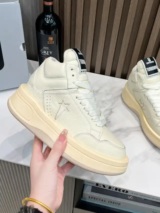 hype Givenchy Sneakers