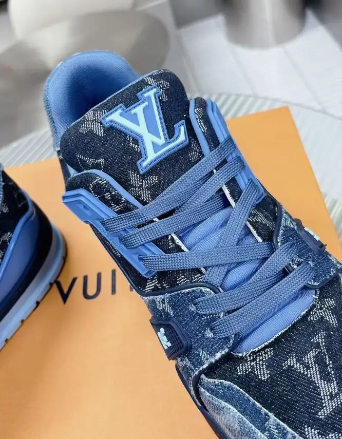 hype Louis Vuitton Sneakers