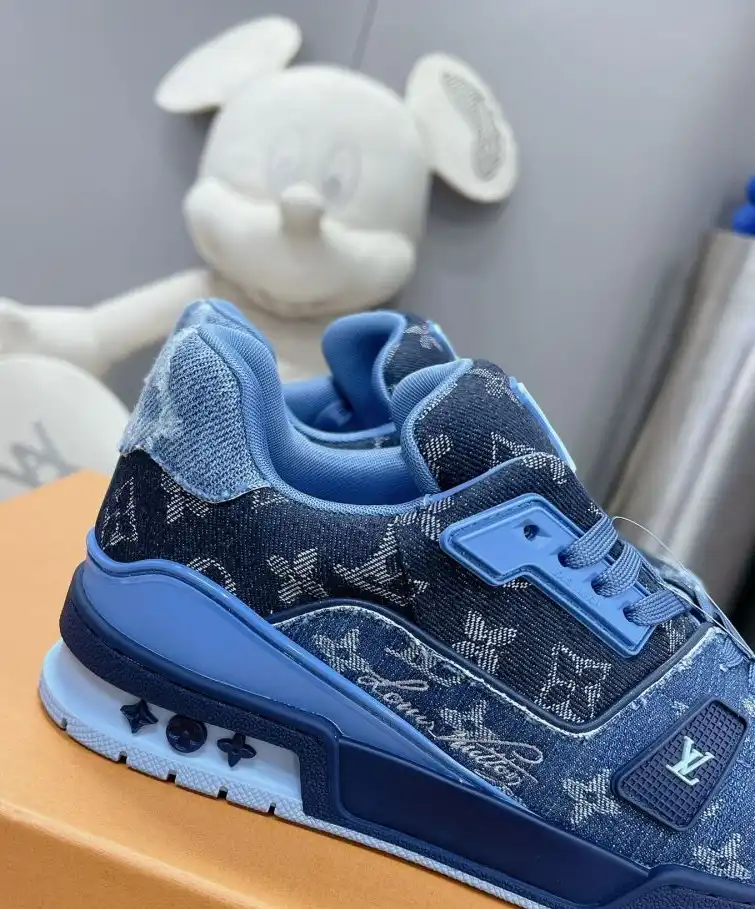 hype Louis Vuitton Sneakers