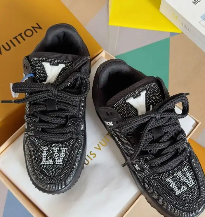 hype Louis Vuitton Sneakers