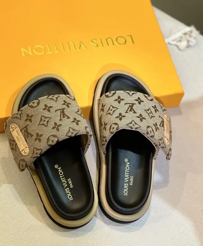 hype LV Slippers