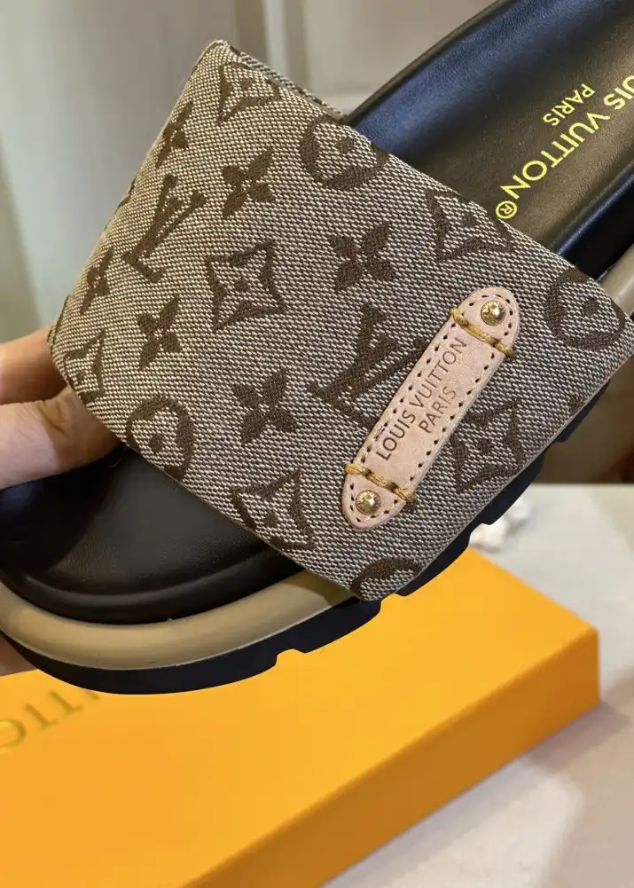 hype LV Slippers