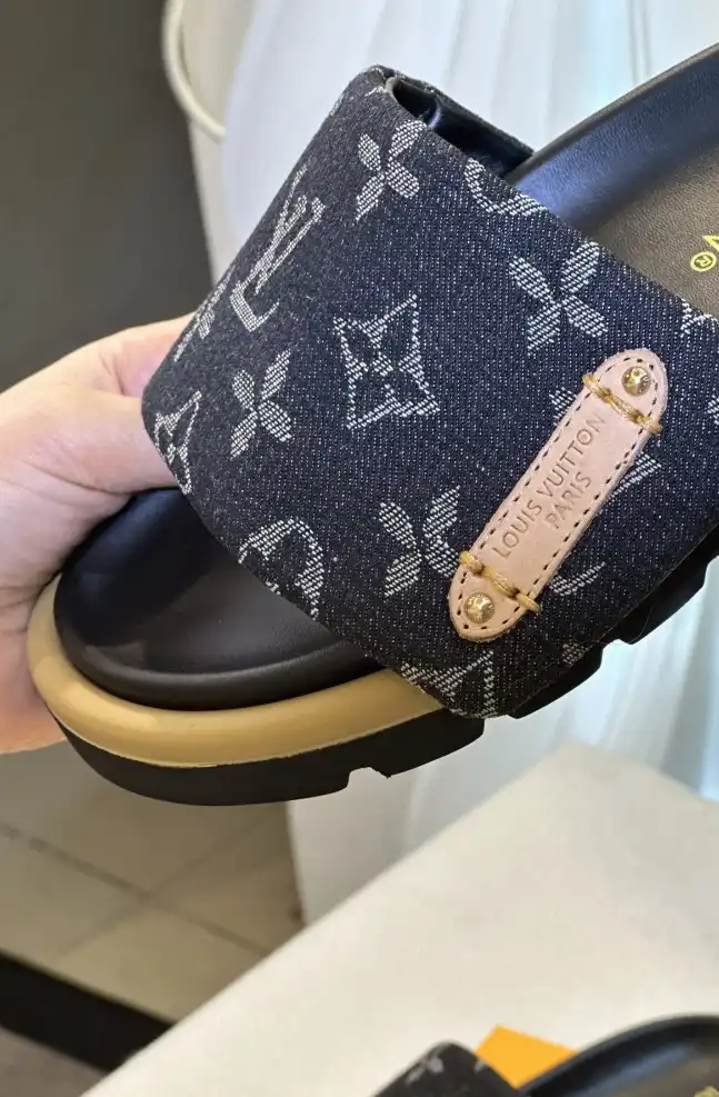 hype LV Slippers