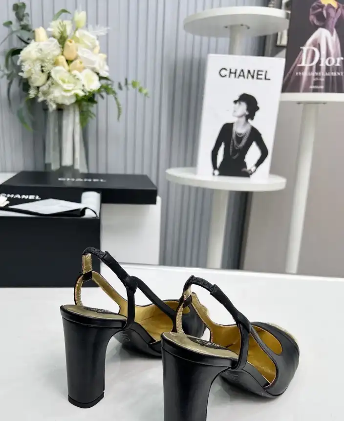 hype Chanel High Heels