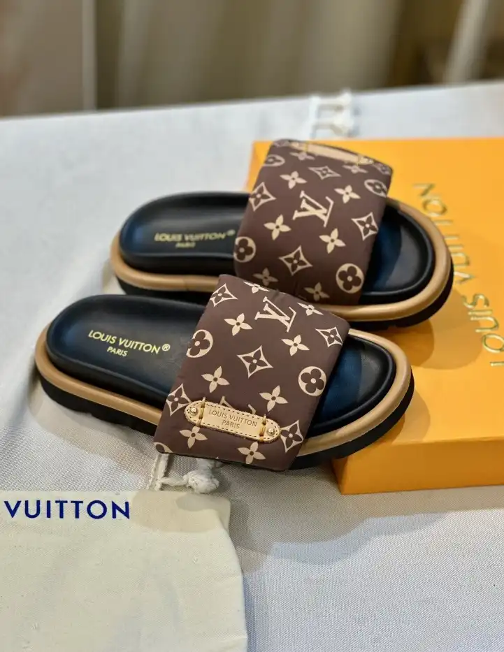 hype LV Slippers