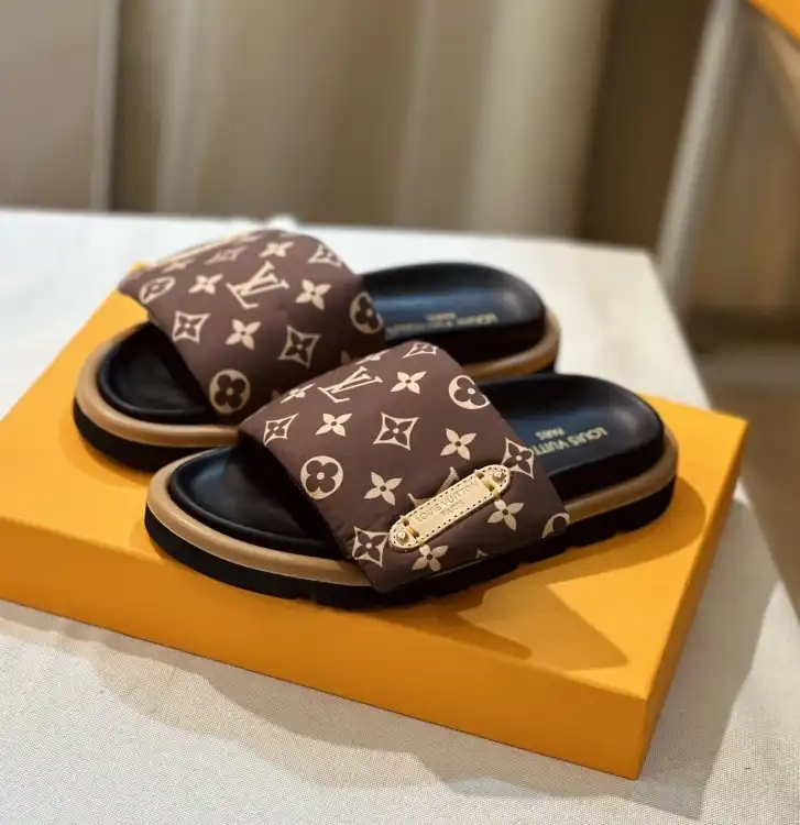 hype LV Slippers