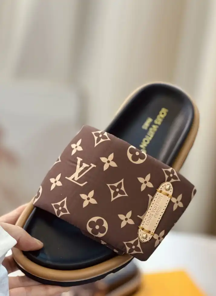 hype LV Slippers