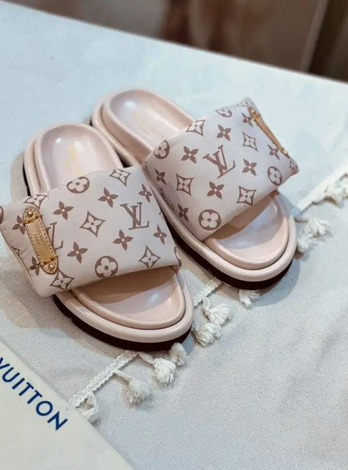 hype LV Slippers