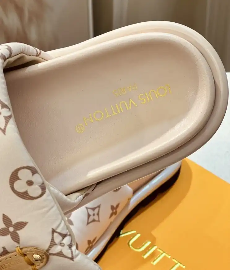 hype LV Slippers