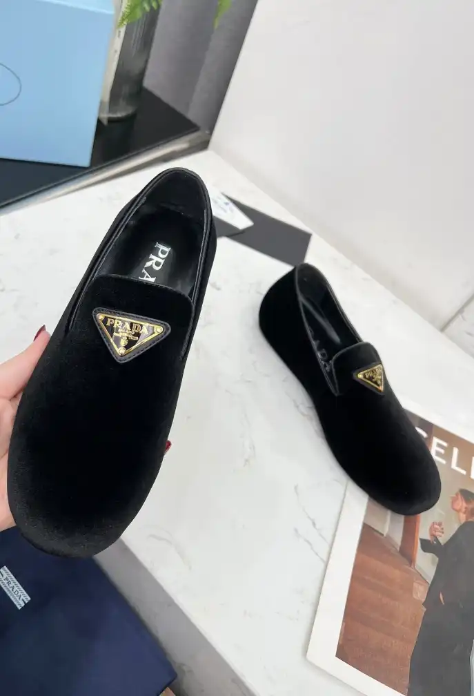 hype Prada Leather Shoes