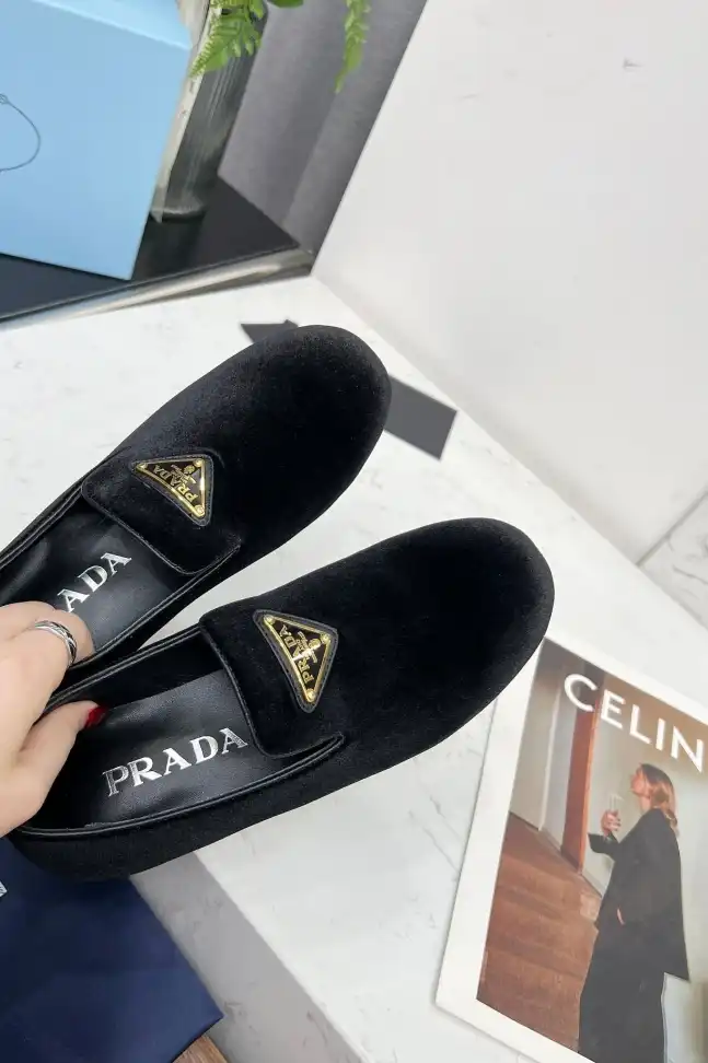 hype Prada Leather Shoes