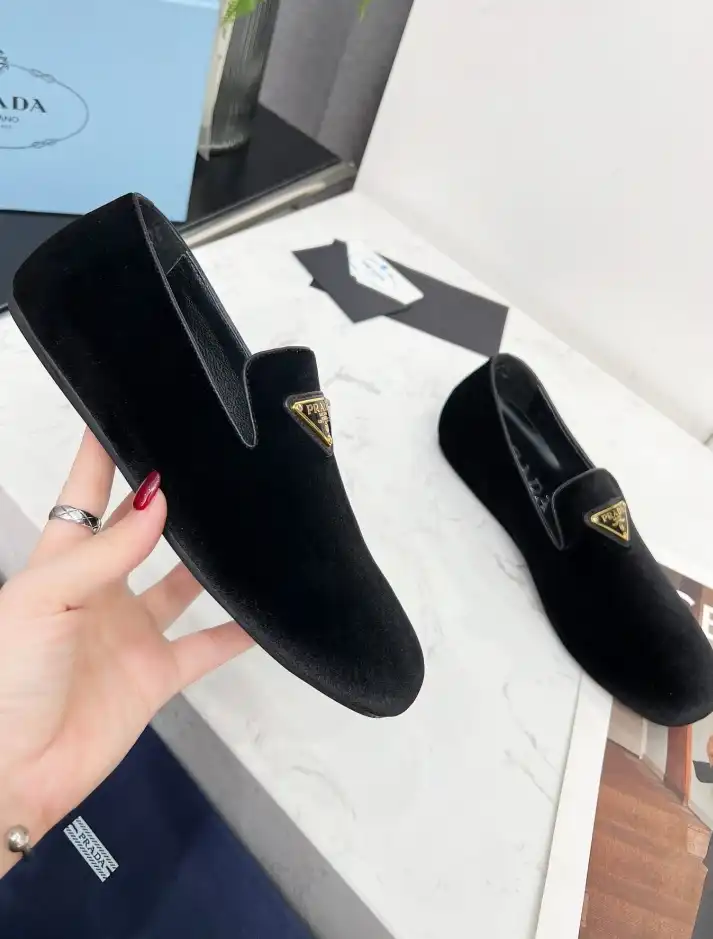 hype Prada Leather Shoes