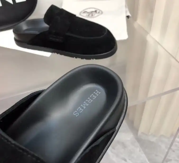 hype Hermes Slippers