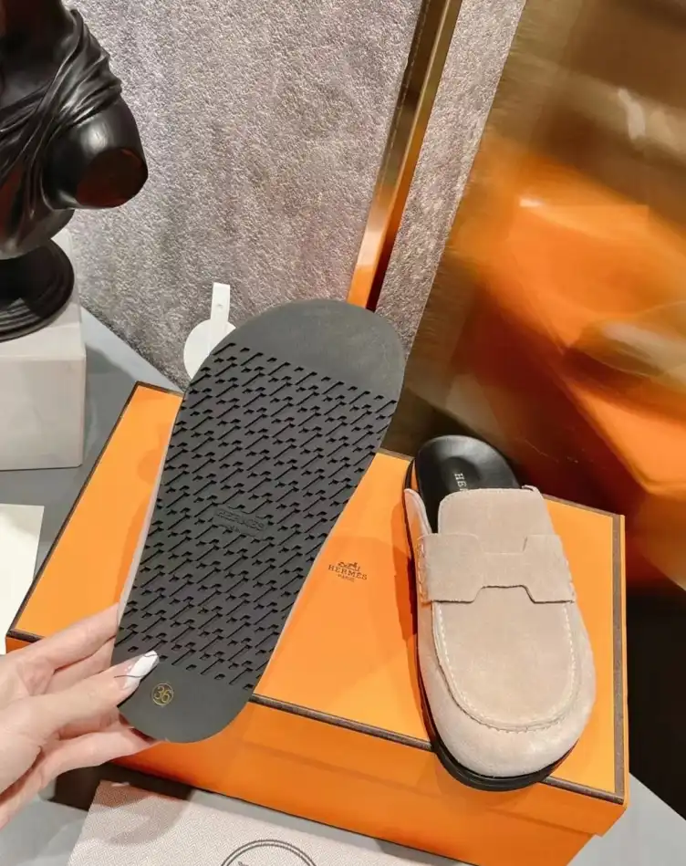 hype Hermes Slippers