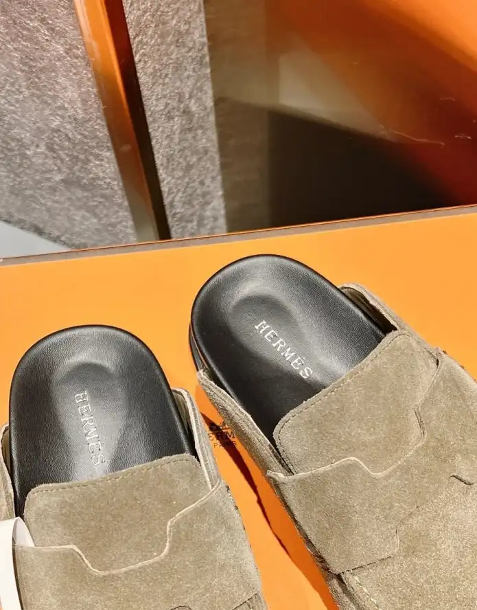 hype Hermes Slippers