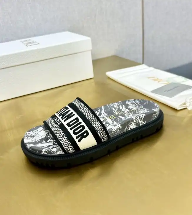 hype Christian Dior Slippers