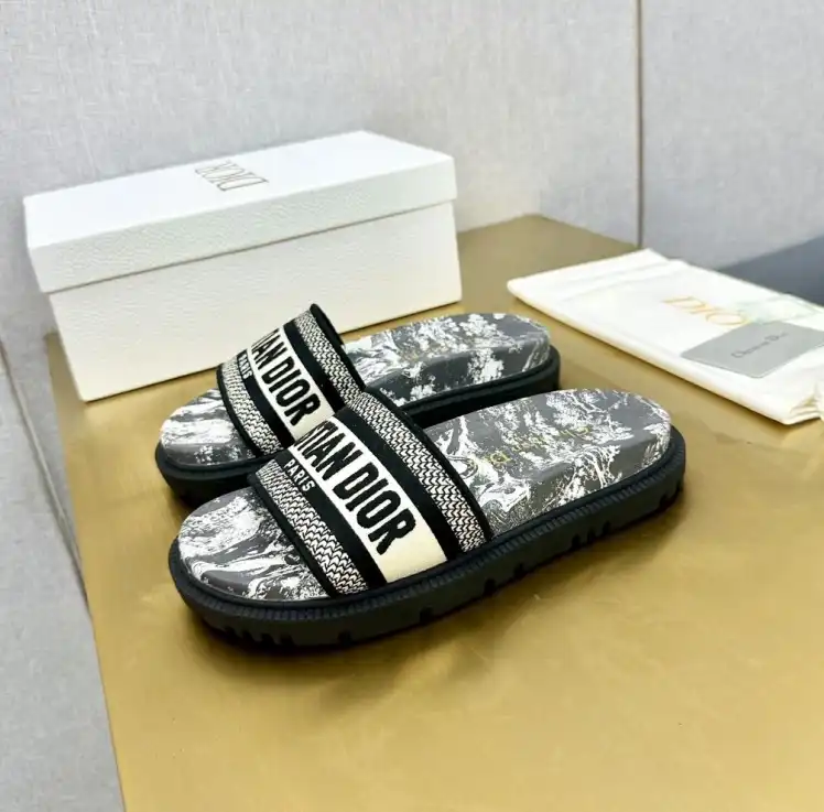 hype Christian Dior Slippers