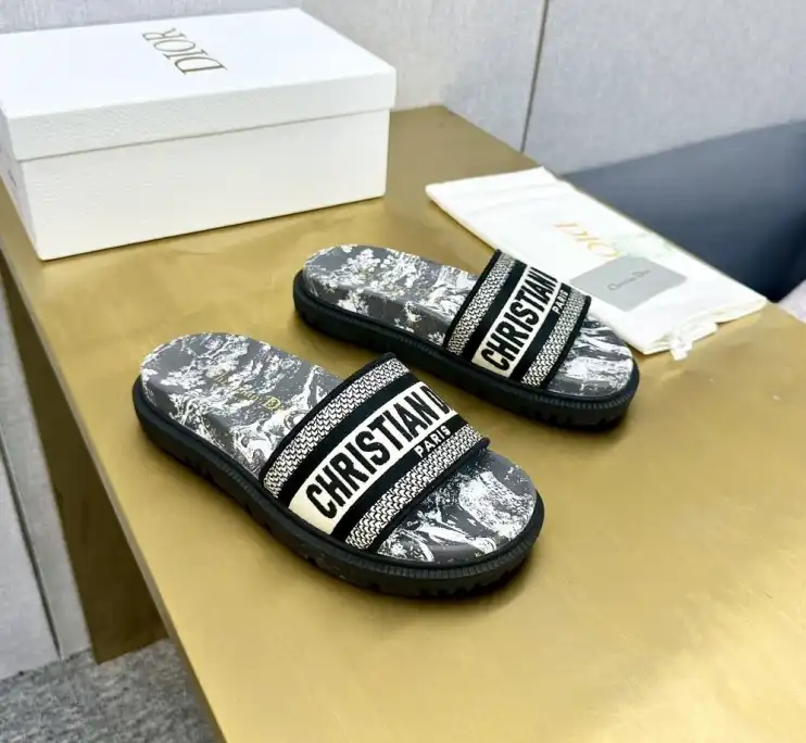 hype Christian Dior Slippers