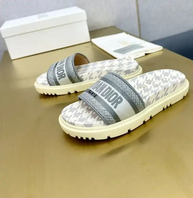 hype Christian Dior Slippers