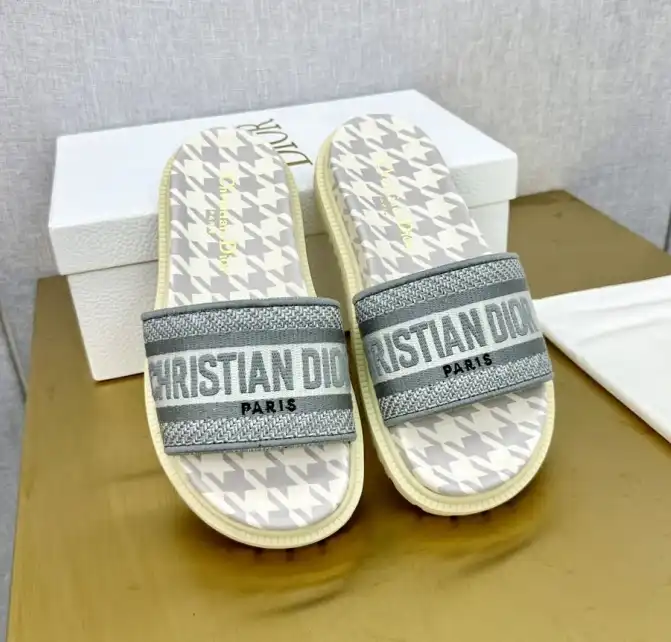 hype Christian Dior Slippers