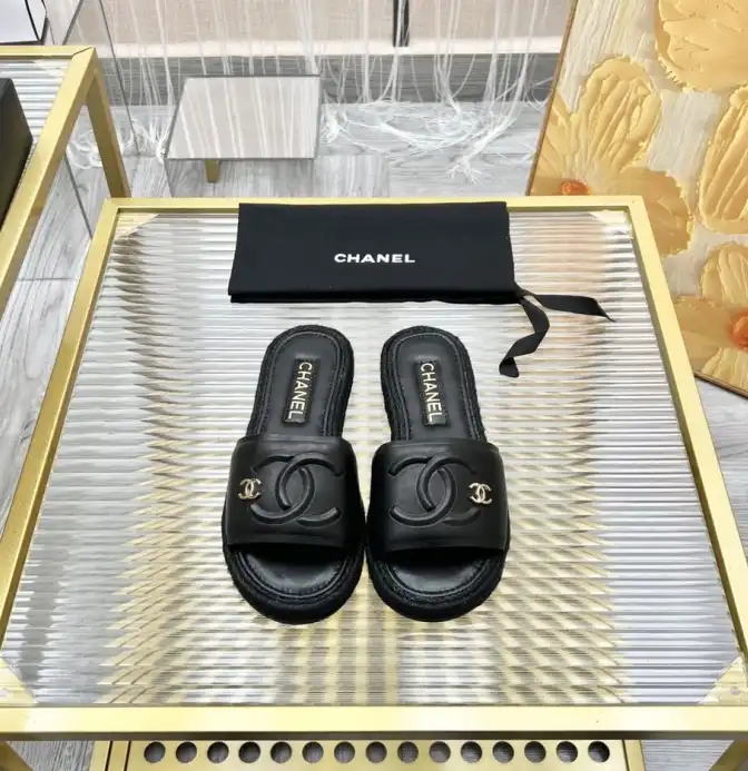 hype Chanel Slippers