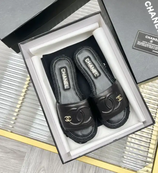 hype Chanel Slippers