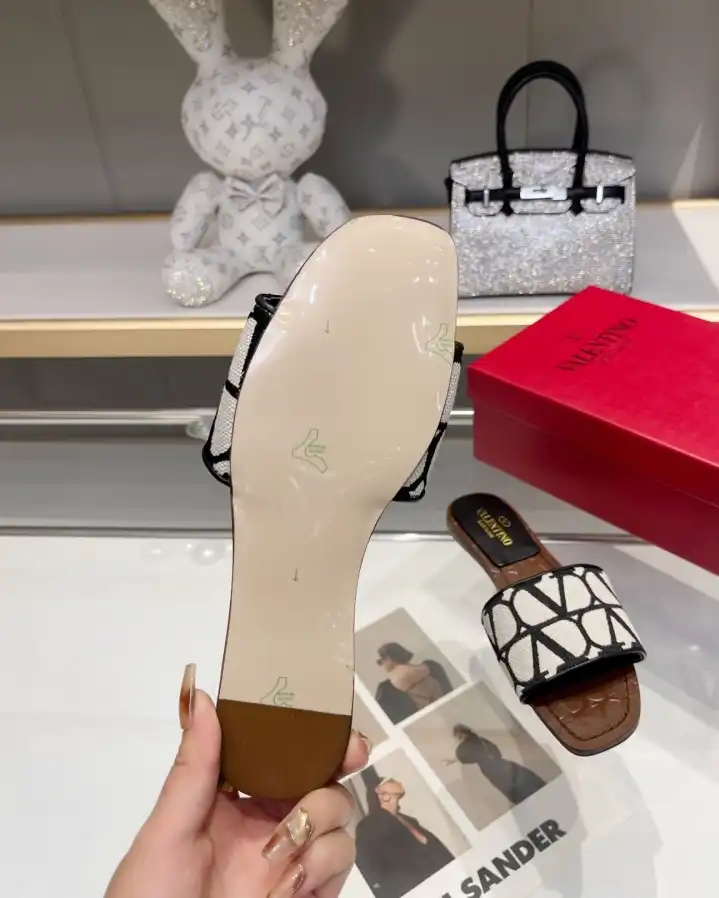 hype Valentino Slippers