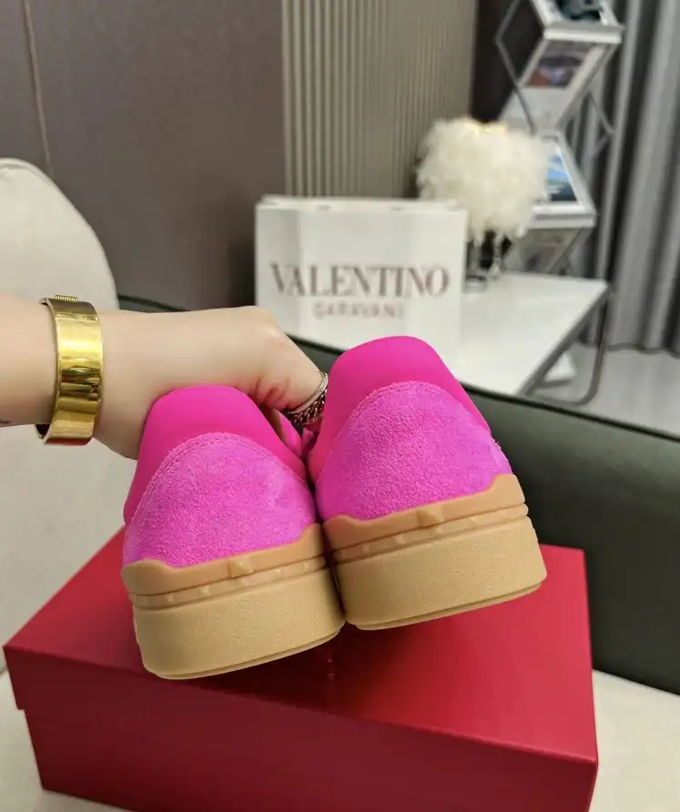 hype Valentino Sneakers