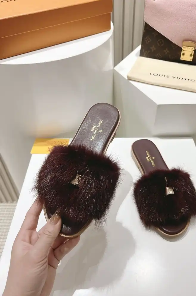 hype LV Slippers