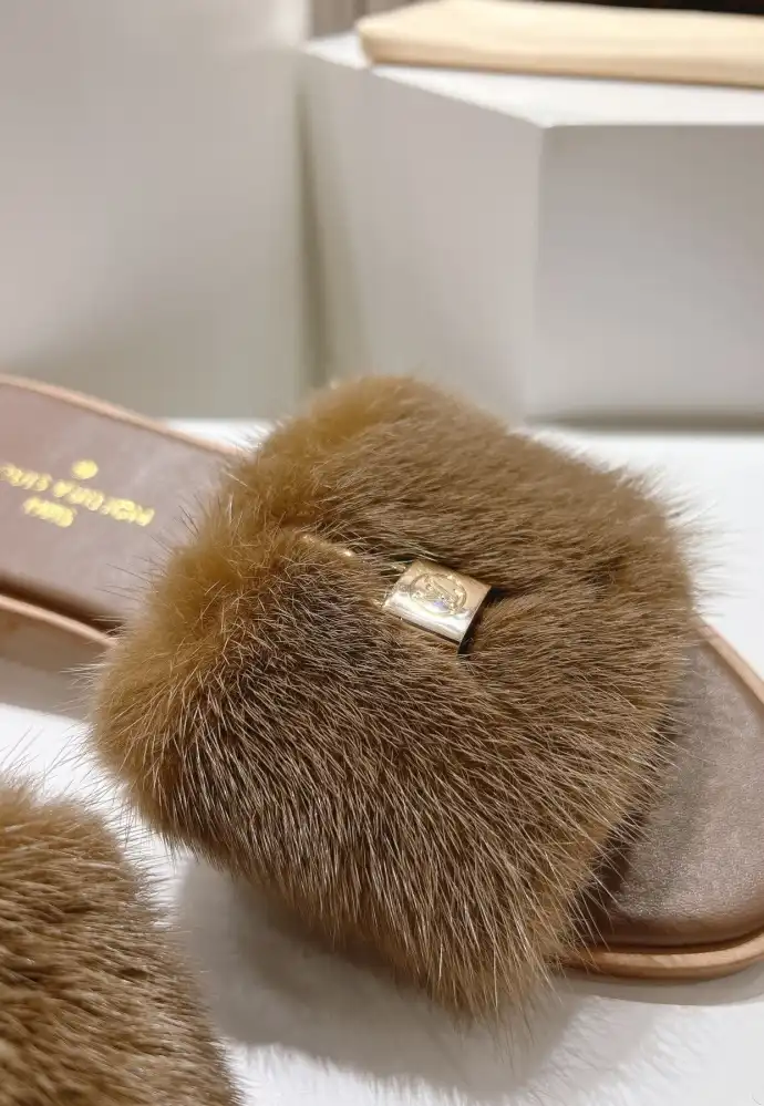 hype LV Slippers