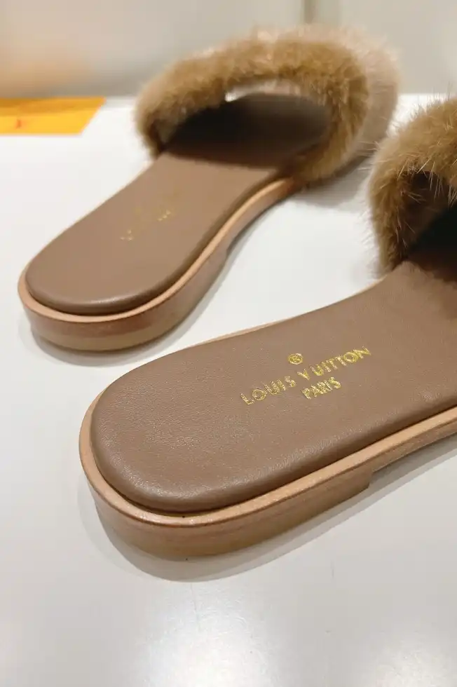 hype LV Slippers