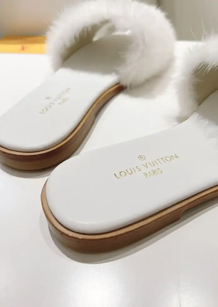 hype LV Slippers