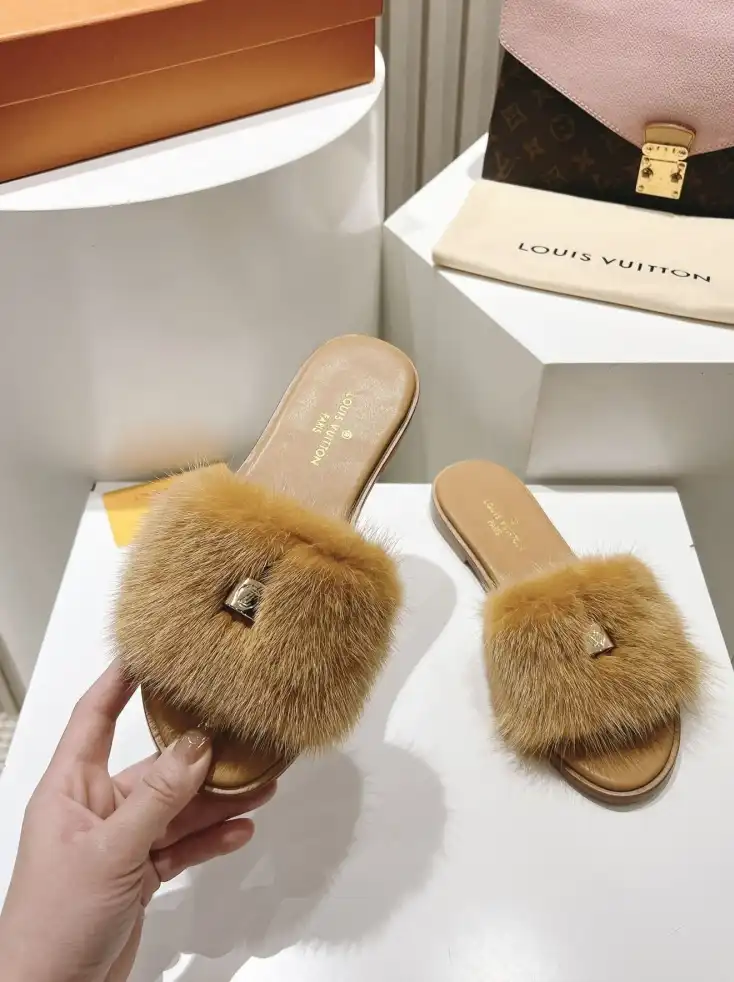 hype LV Slippers