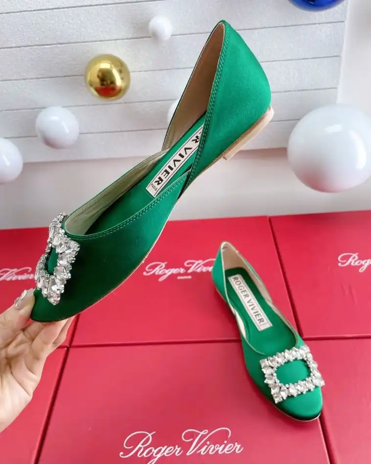 hype Roger Vivier flat shoes