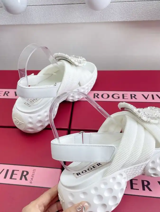 hype Roger Vivier Sandals