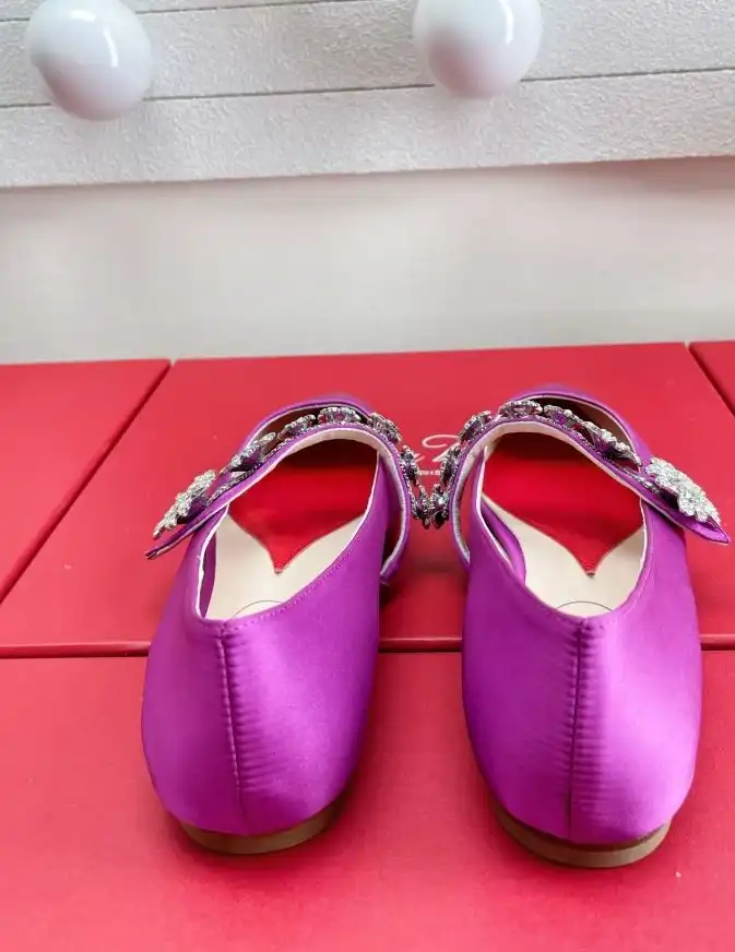 hype Roger Vivier flat shoes