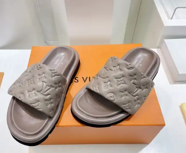 hype LV Slippers