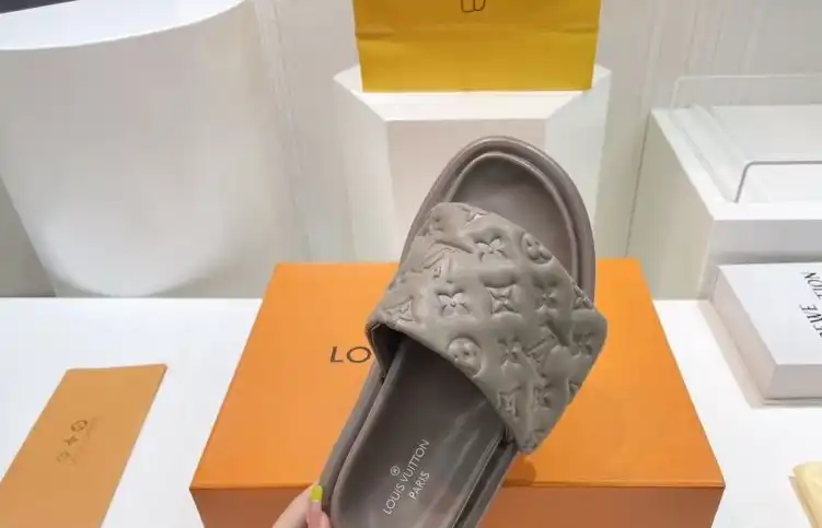 hype LV Slippers