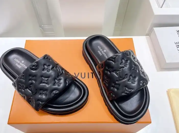 hype LV Slippers