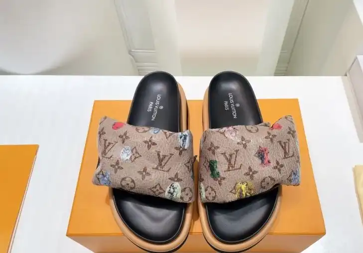 hype LV Slippers