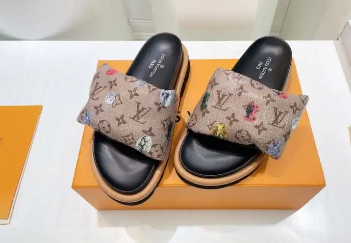 hype LV Slippers