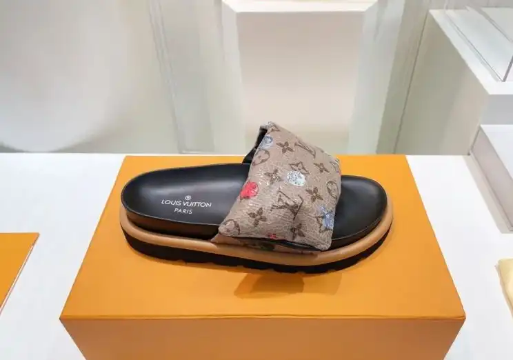 hype LV Slippers