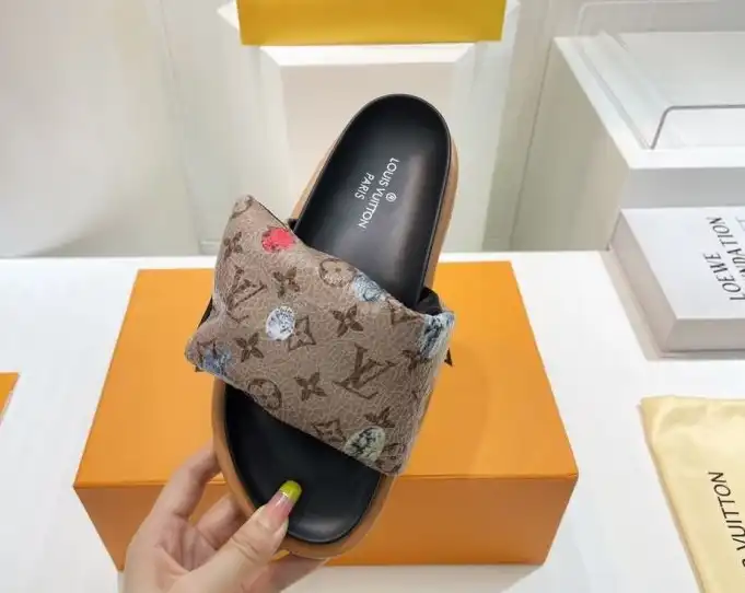 hype LV Slippers