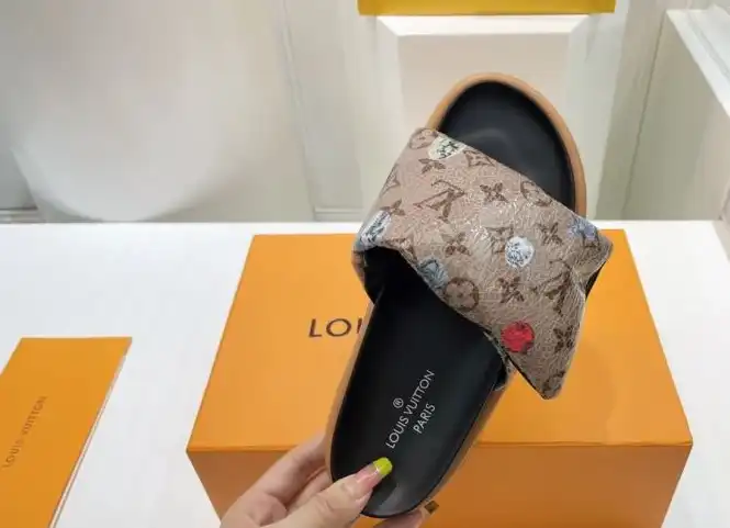 hype LV Slippers