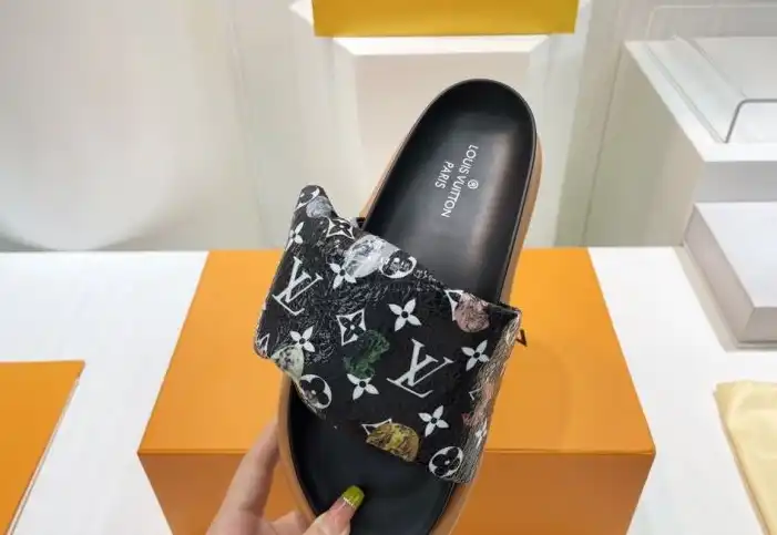 hype LV Slippers