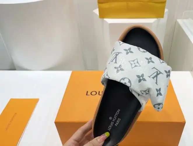 hype LV Slippers